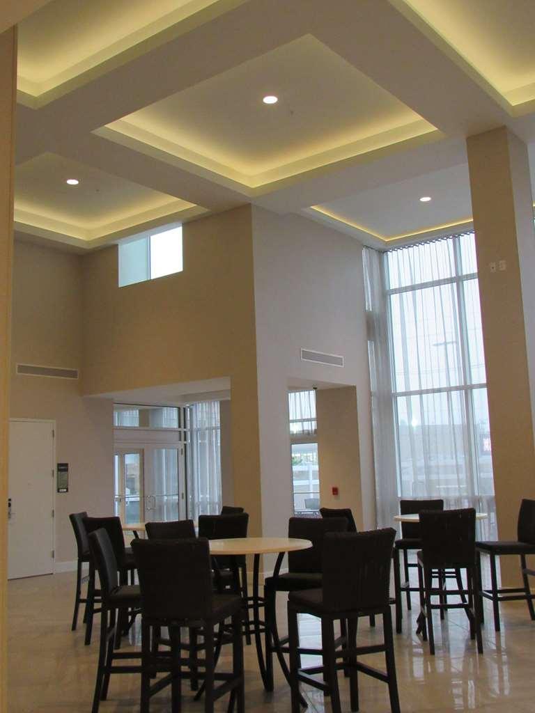 Hilton Garden Inn Springfield Interior foto